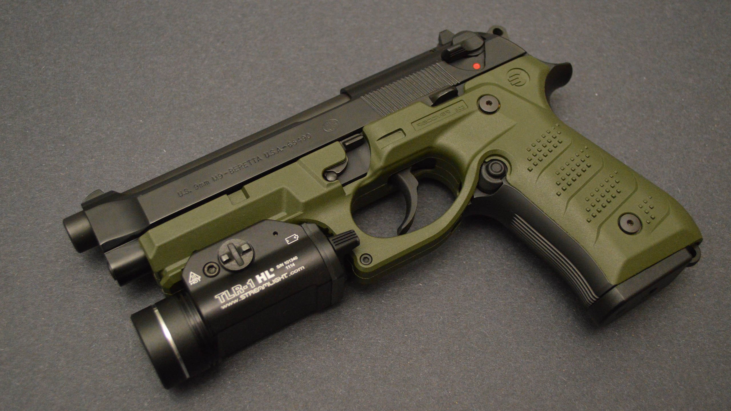 FB体育网页版-拜仁慕尼黑主场大胜多特蒙德取得三连胜，拜仁慕尼黑vs多特蒙德历史